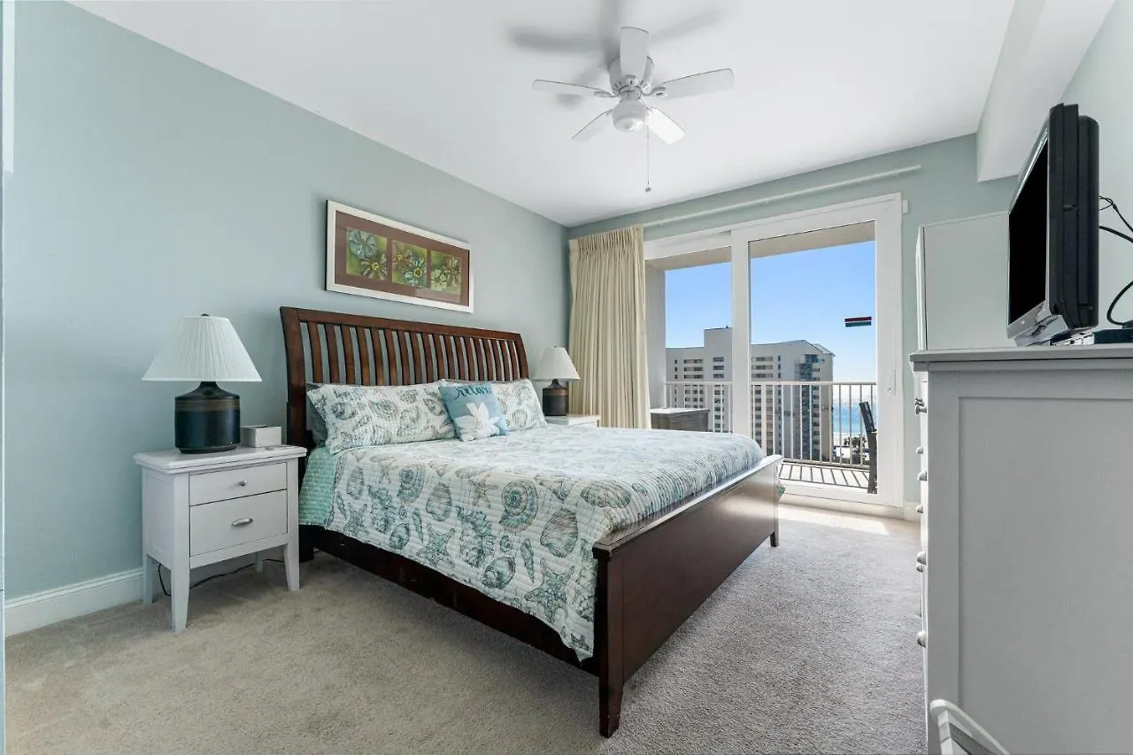 She Sells Seashells By The Seashore - Laketown Wharf #725 By Nautical Properties Panama City Beach Holiday home