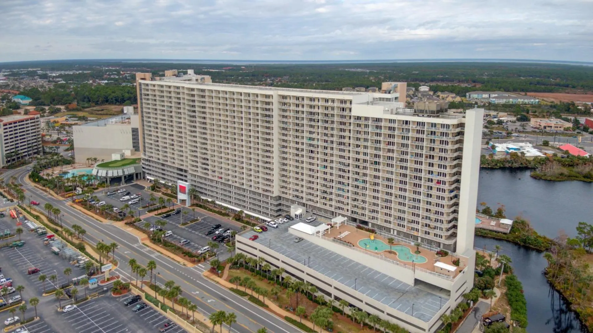 She Sells Seashells By The Seashore - Laketown Wharf #725 By Nautical Properties Panama City Beach