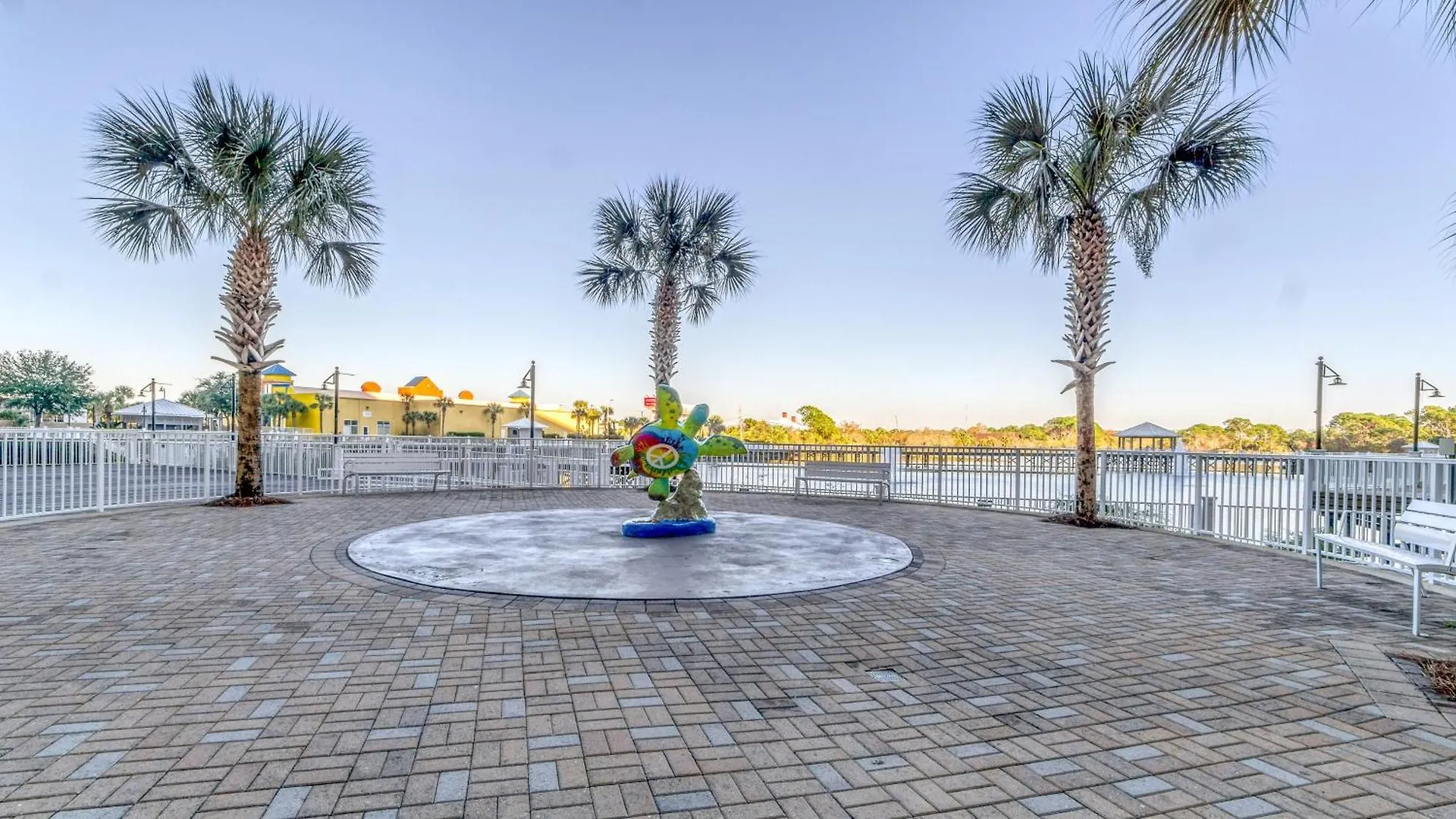 She Sells Seashells By The Seashore - Laketown Wharf #725 By Nautical Properties Panama City Beach United States
